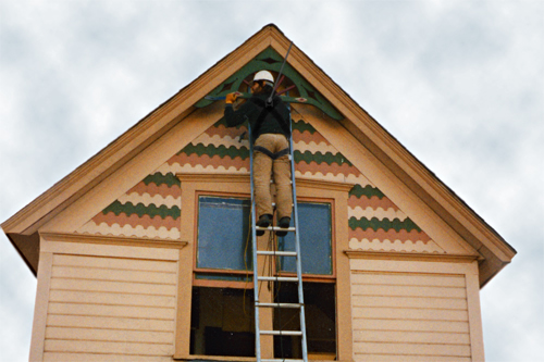 Photo of Removing Victorian trim on an early RE Store salvage job